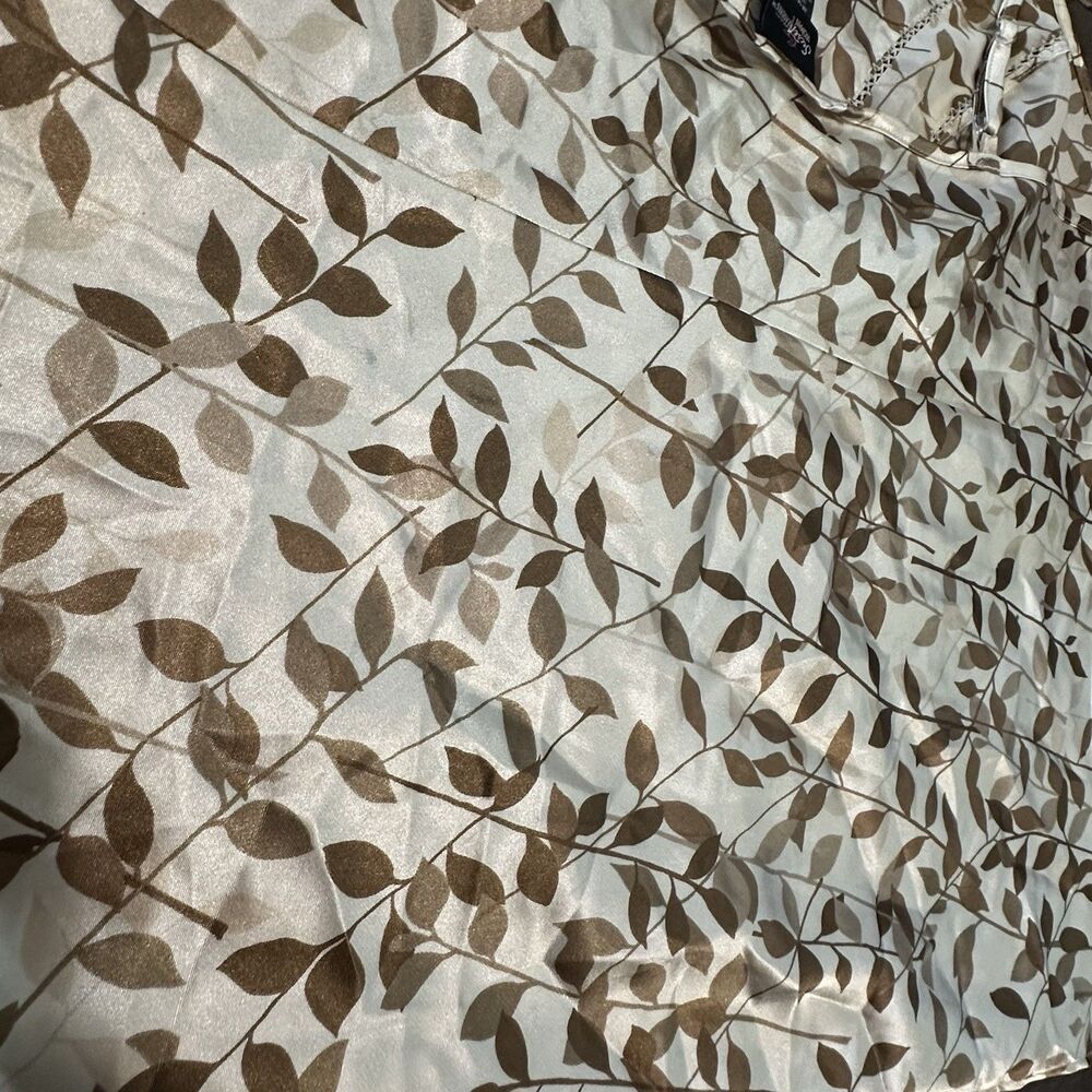Secret Treasures 2 Pack Satin Pajama Sets Leaf Print Green Tan 3X Tops 2X Pants - Picture 6 of 9